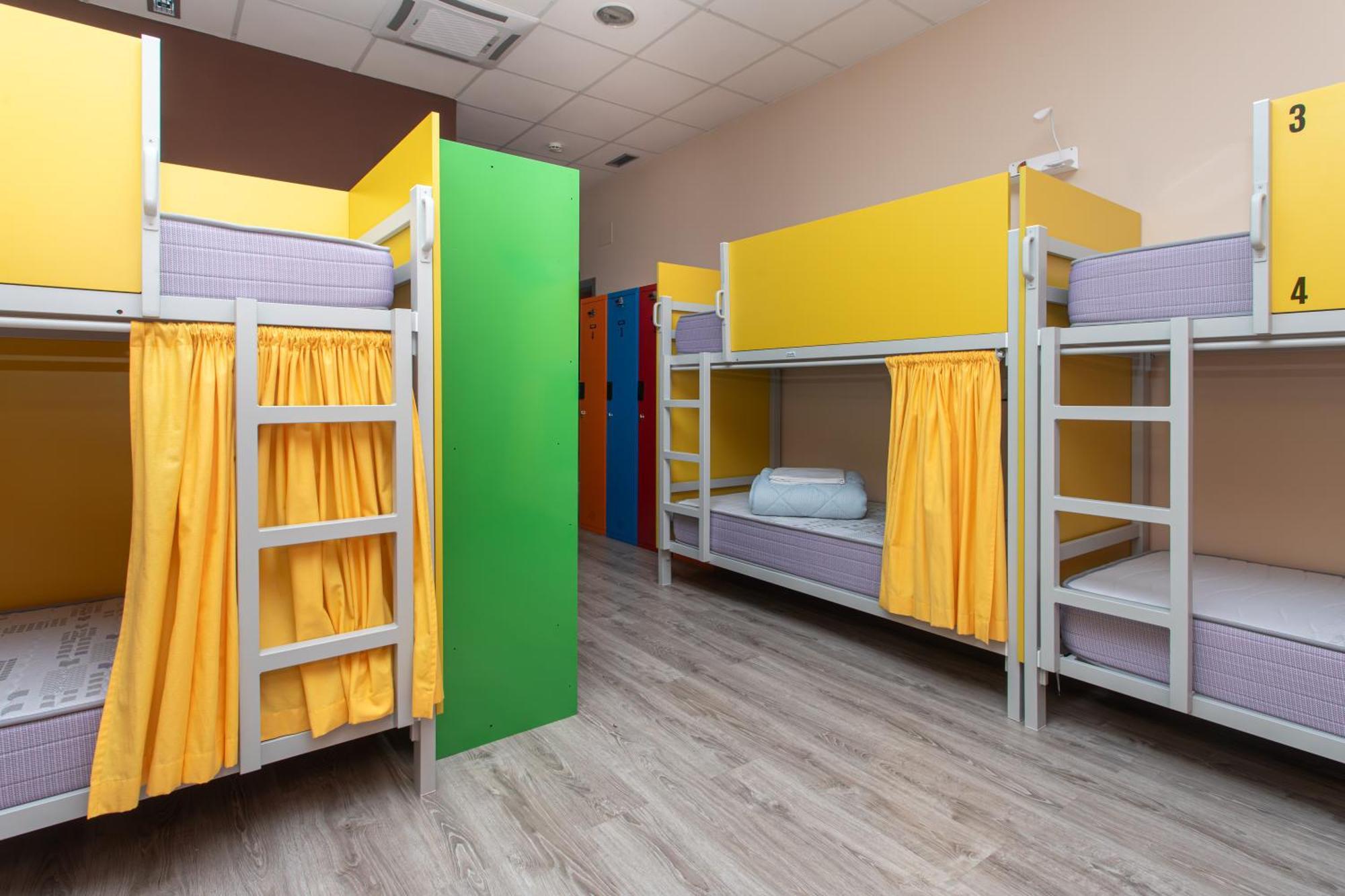 Albergue Hostel 라네스 외부 사진