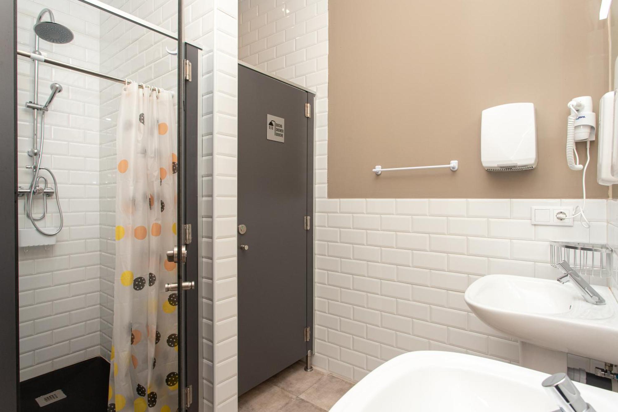 Albergue Hostel 라네스 외부 사진