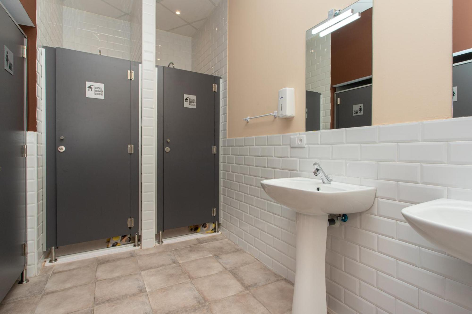Albergue Hostel 라네스 외부 사진